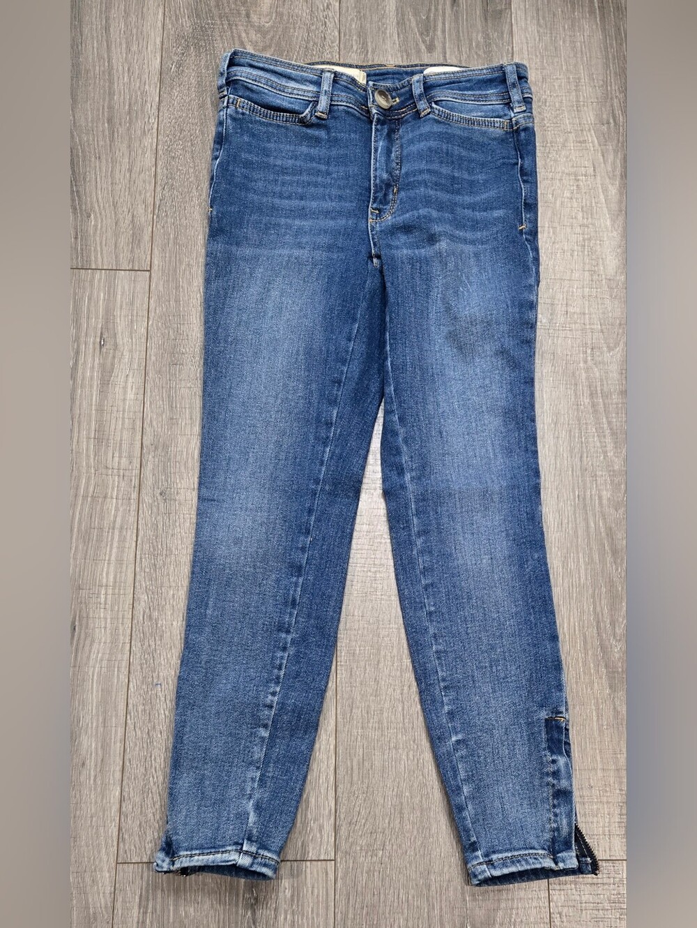 Pilcro and the Letterpress High Rise Skinny Jeans W/ 25P Petite Ankle Zip #397